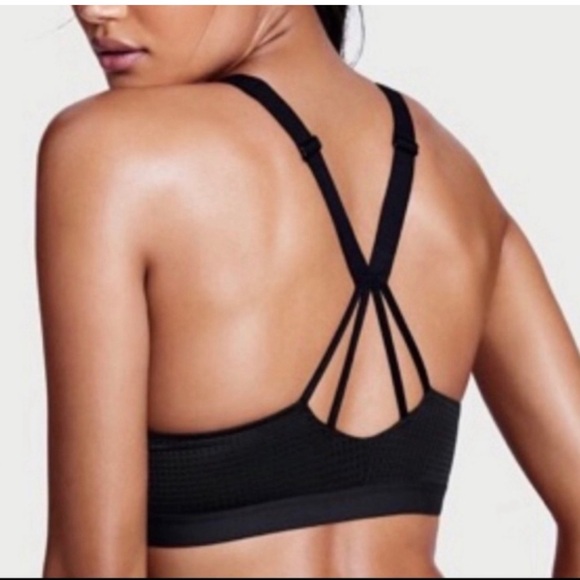 VSX Strappy Black Sports Bra - Picture 2 of 6